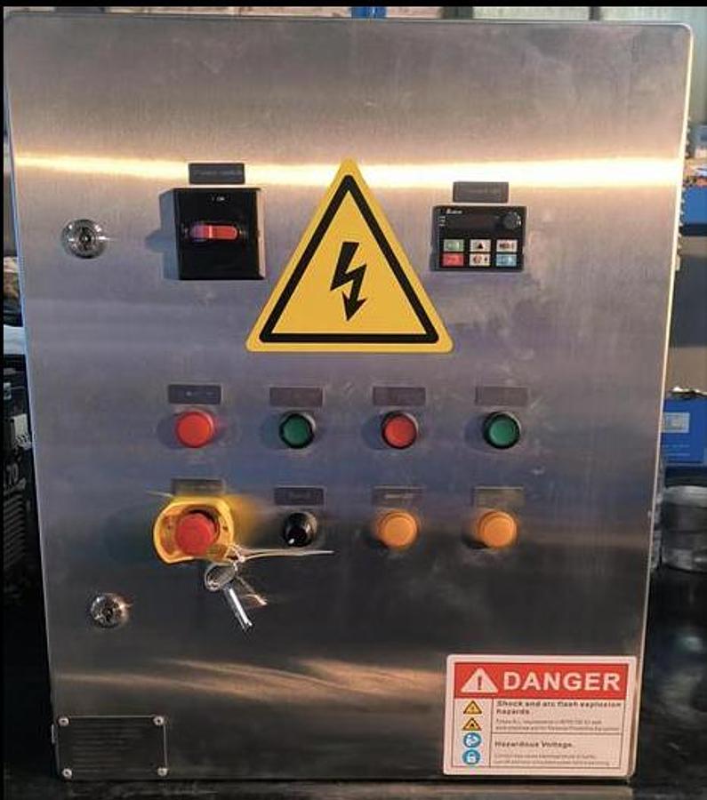 300 Cu. Ft. Ribbon Blender