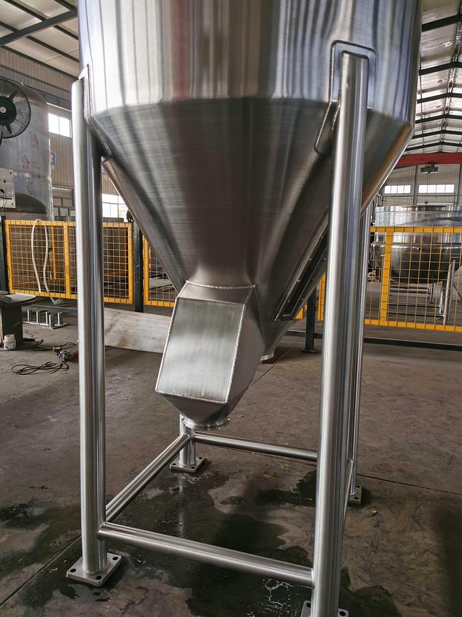 500 Gal Vertical Auger Agitator Mixing Hopper – Industrial Batch Blender