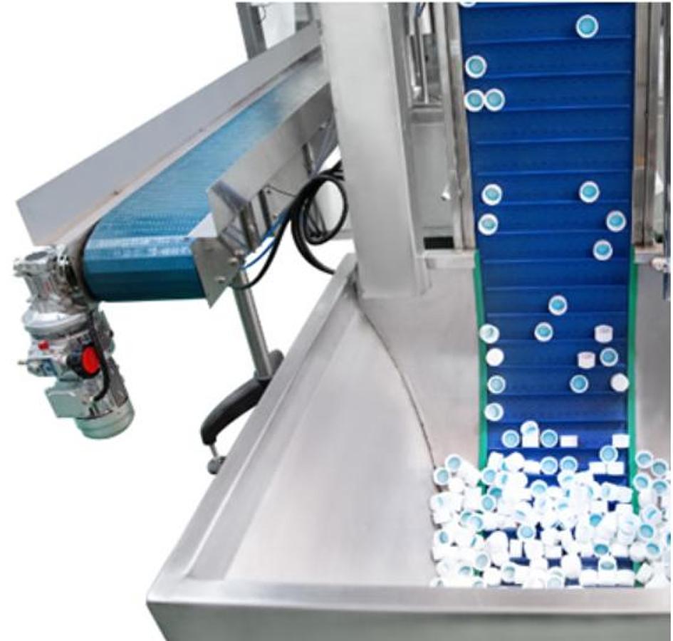 Six-head rotary filling and capping machine