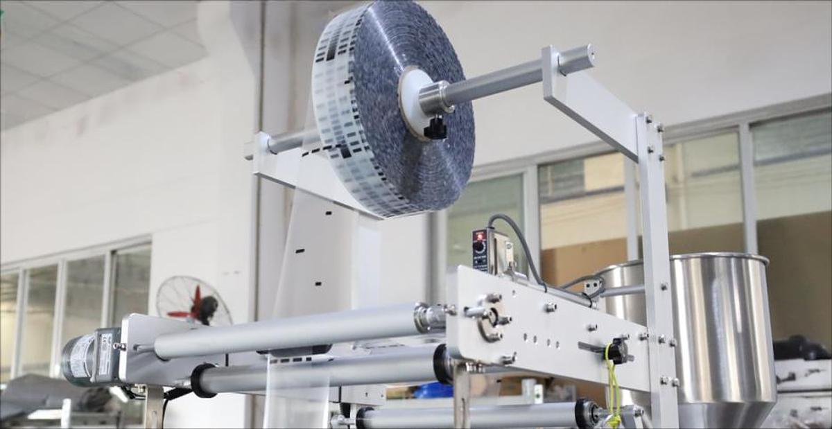 Single-lane Liquid Packaging Machine 200B+9832G