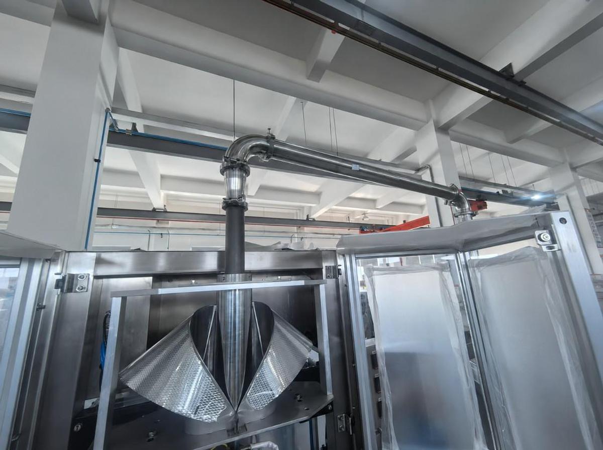 YL400 Vertical Film Fill Seal Packaging Machine for Sauce/Liquid