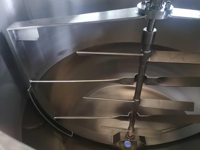New 800 USG Steam Jacketed Dual Mixing Kettle