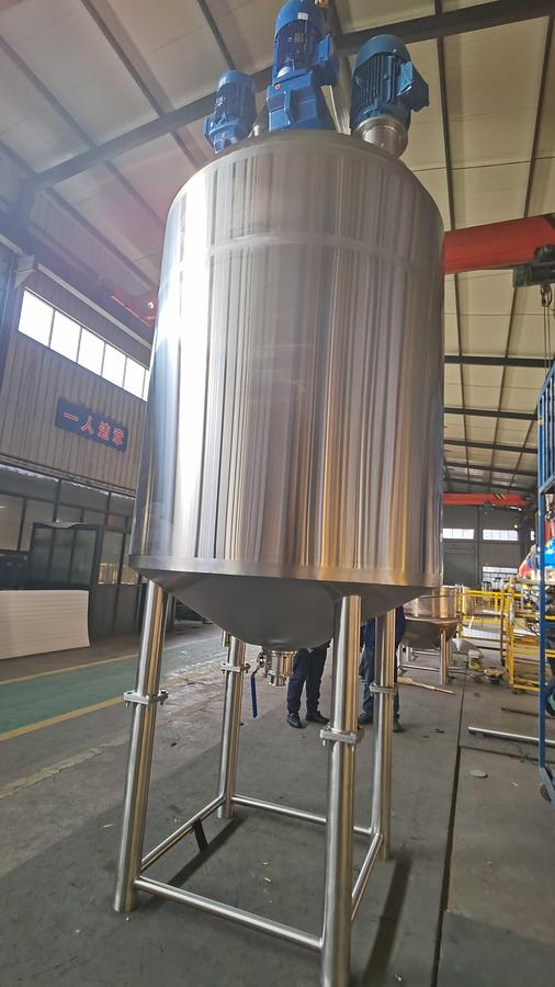 1000 USG Cone Bottom Vacuum Kettle / Mixing Tank, Featuring Triple Agitation and an Emulsifying Mixer