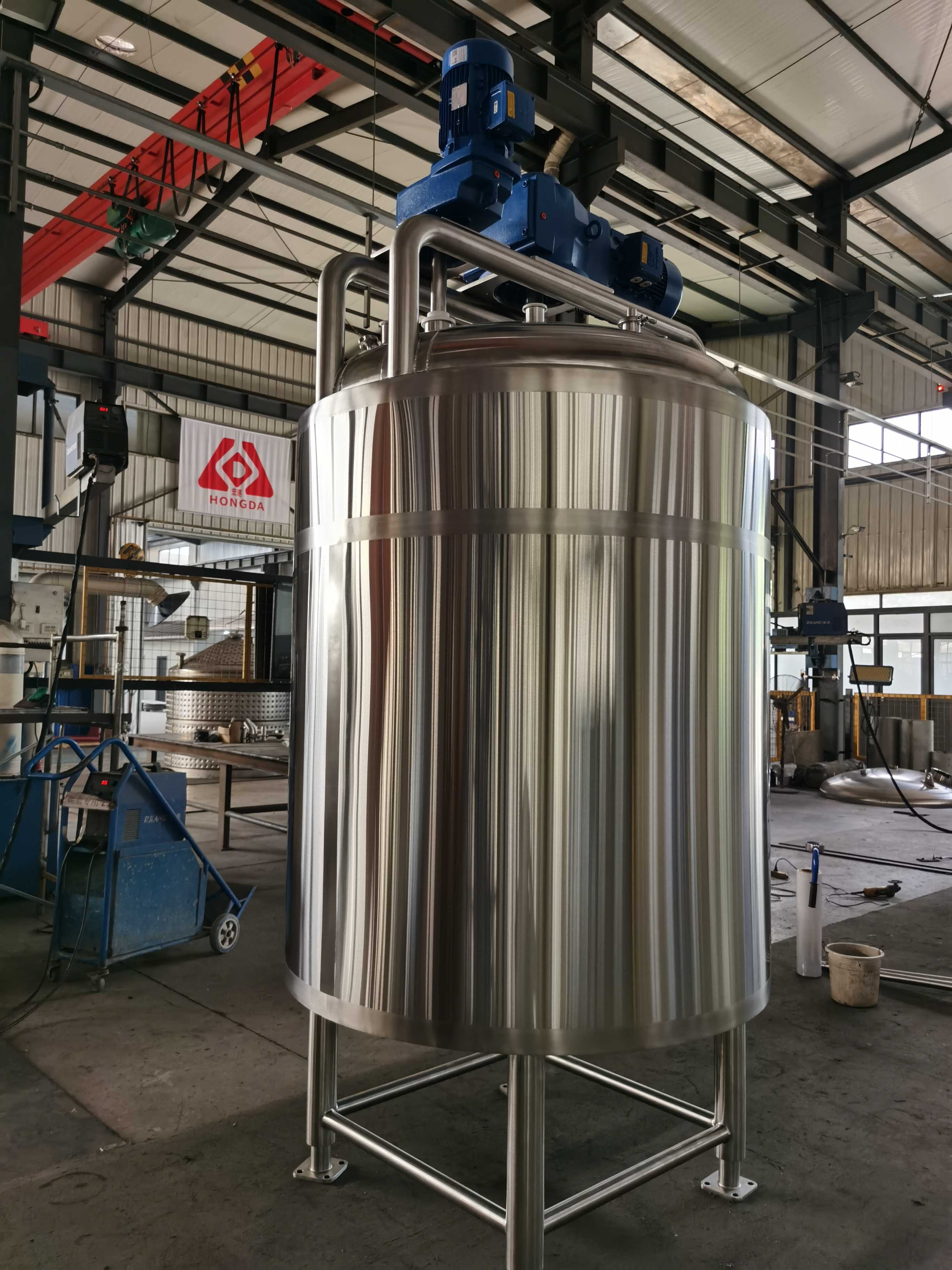 550 Gallon Jacketed Buffer Tank-Scraper Blade & Vertical Auger Agitator