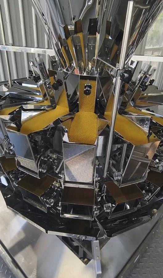 Horizontal Pre-made Pouch Packaging Machine 280 with 14 Heads Combination Weigher