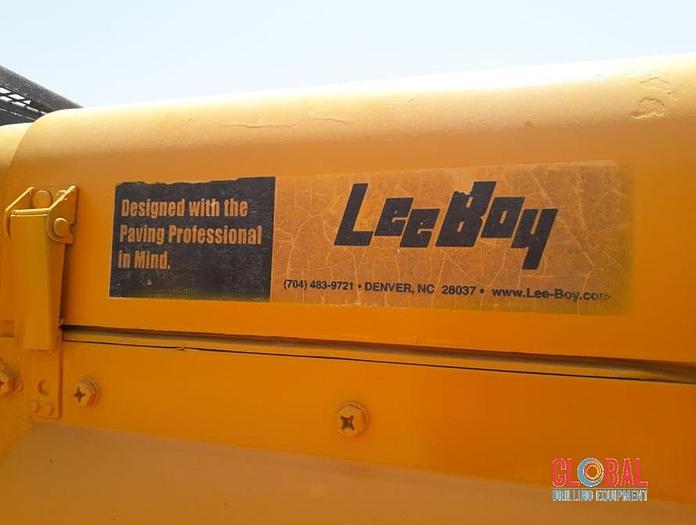 Used Item 0279 : 2001 Leeboy L1000R Asphalt Paver