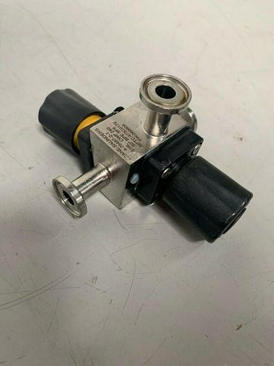 Used Crane-Saunders 4-76487-2-1 .5" 316L 3 Way Stainless Steel Diaphragm Valve
