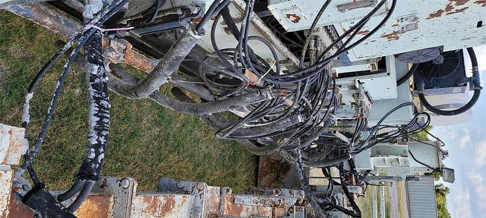 Used 2004 HEM 12-27 CONCRETE PAVER