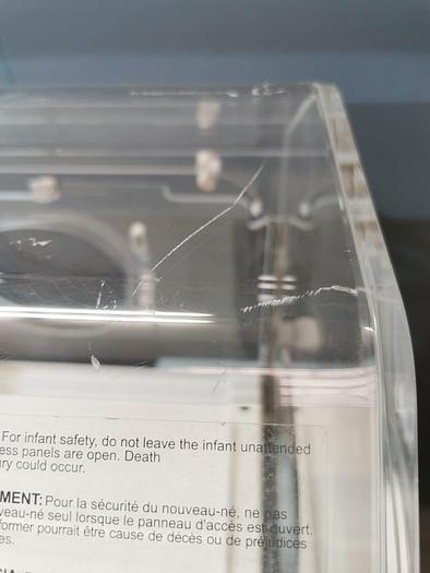 Gebraucht Dräger C2PS-1 Serie 00 Baby Incubator ohne Matratze