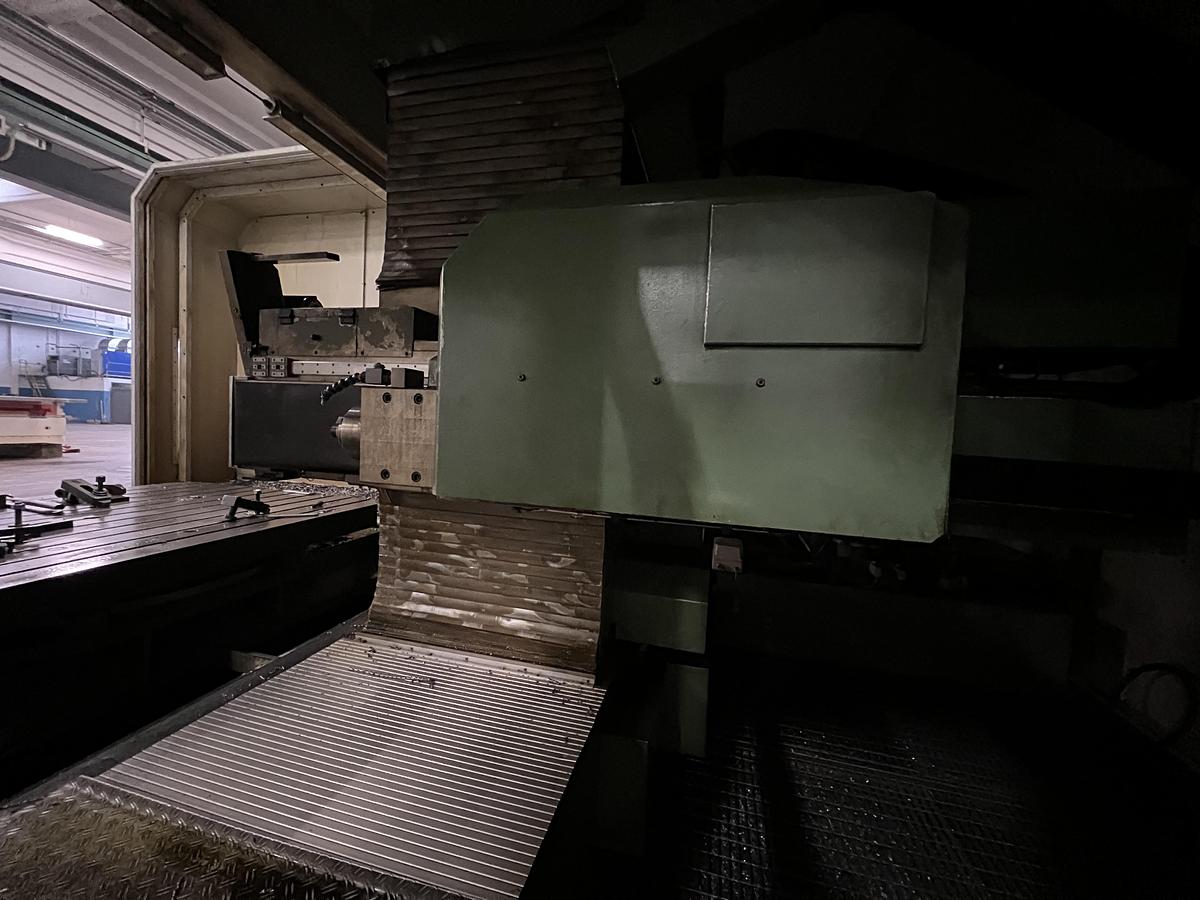 Usato FORATRICE PROFONDA BUCK TBFZ 2000 CNC