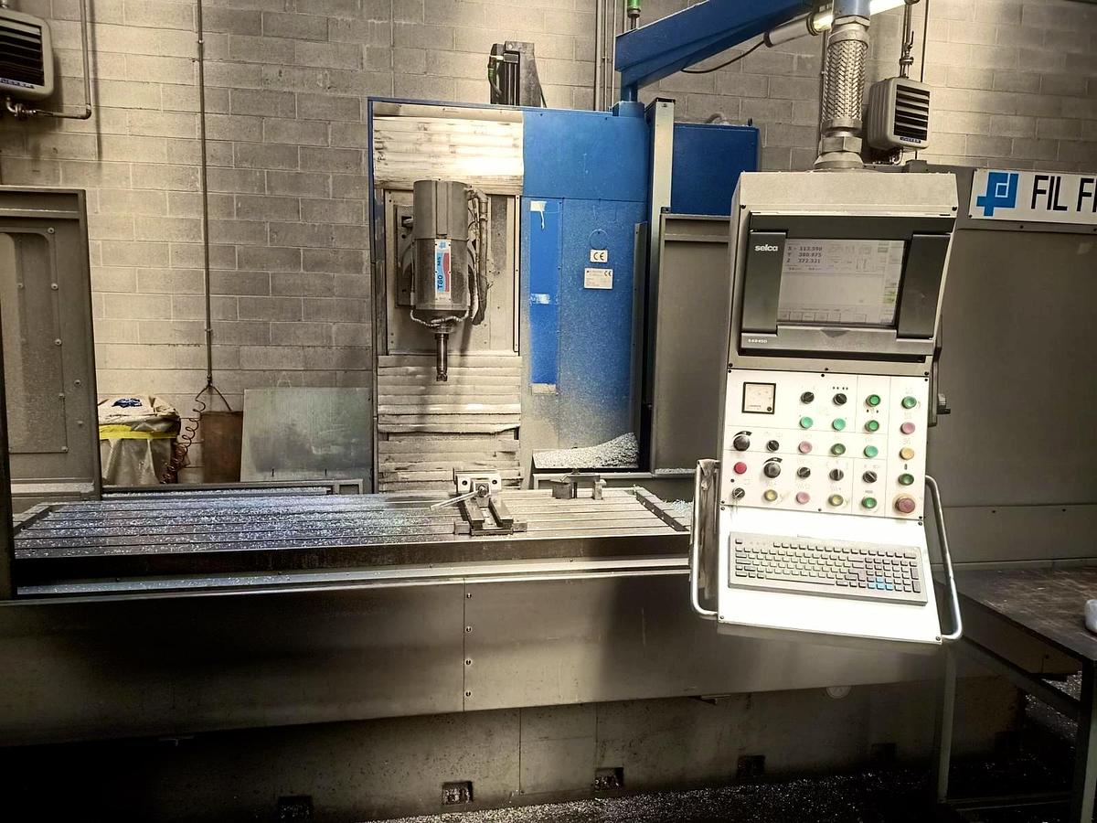 Usato FRESATRICE A BANCO FISSO FIL FS 200 SPEED