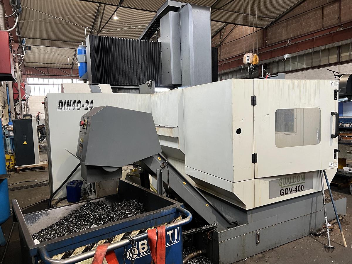 Usato FRESATRICE A PORTALE GUALDONI GDV 400