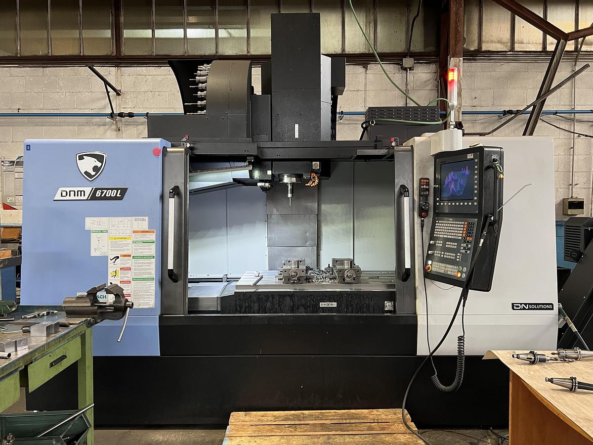 Usato CENTRO DI LAVORO DOOSAN DNM 6700L