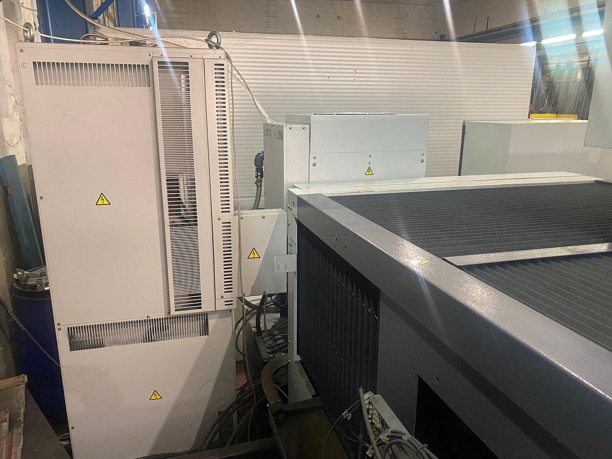 Usato Erosione a Filo Mitsubishi MV 2400S