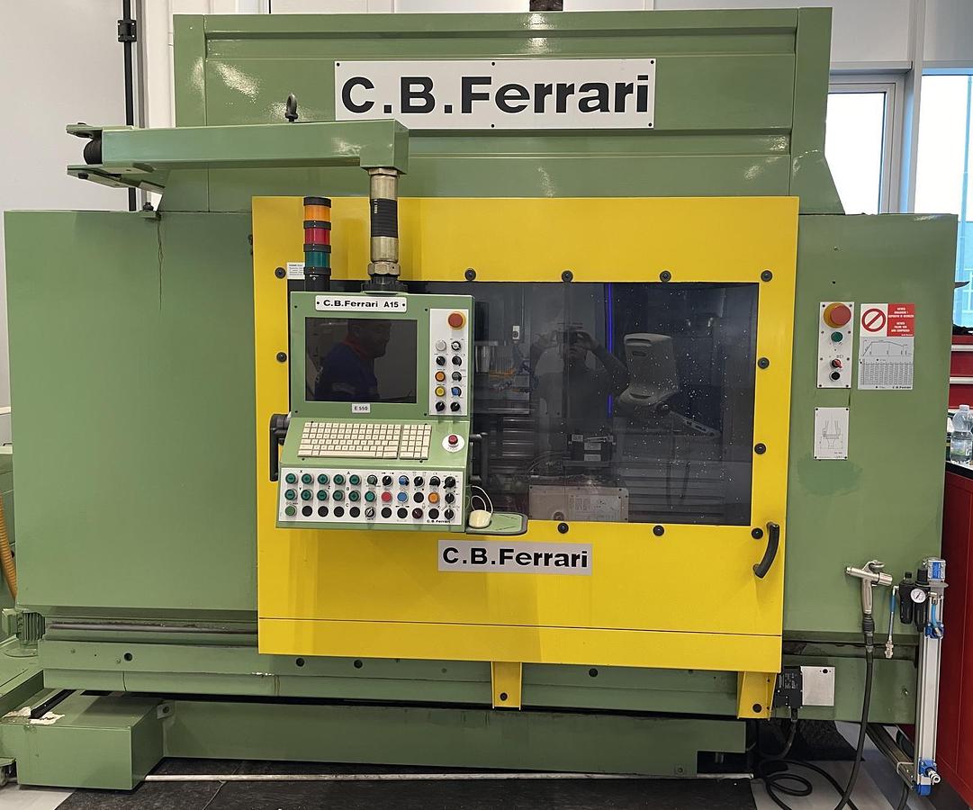 Usato CENTRO DI LAVORO C.B. FERRARI A 15 5 assi 