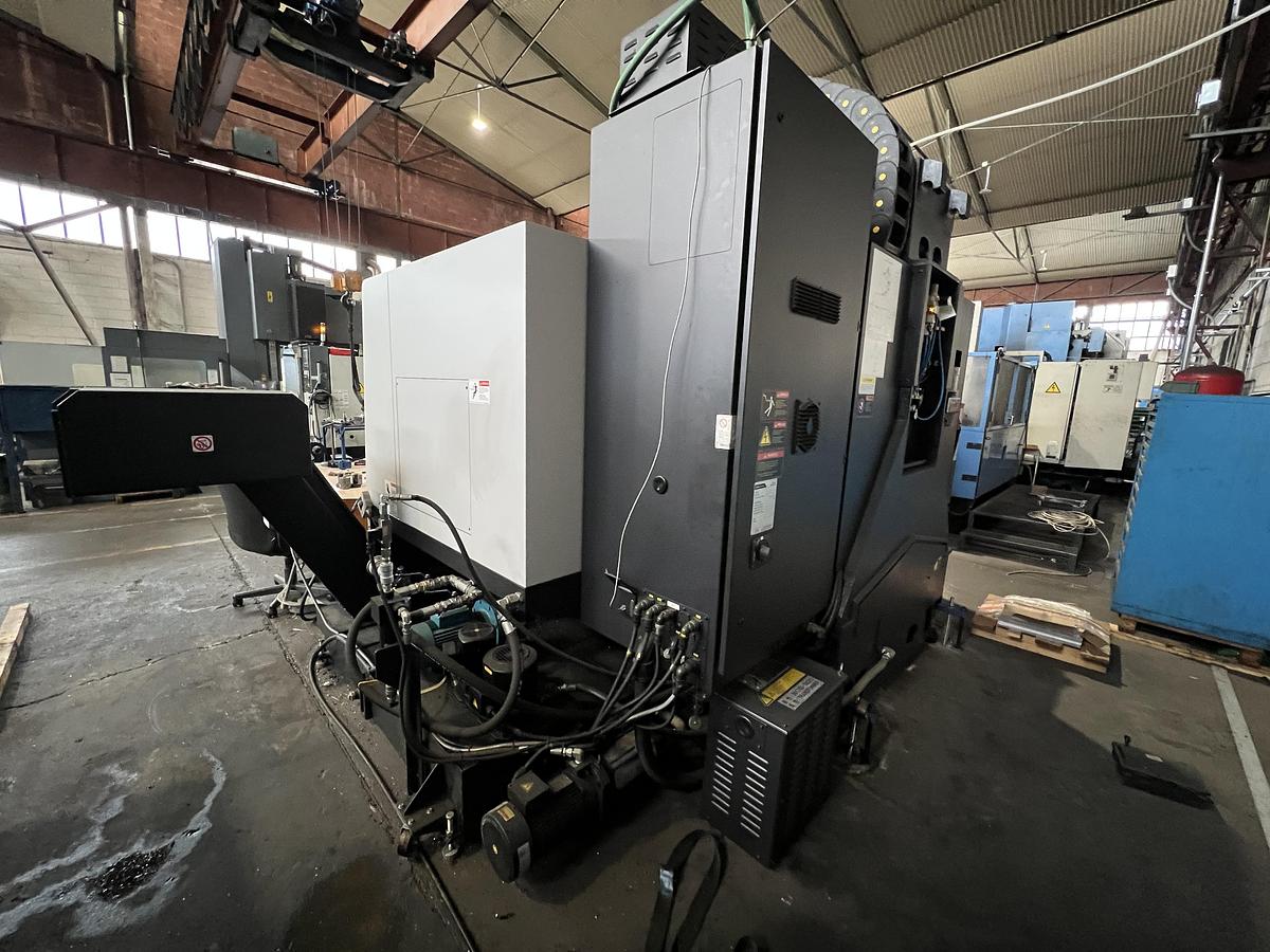 Usato CENTRO DI LAVORO DOOSAN DNM 6700L