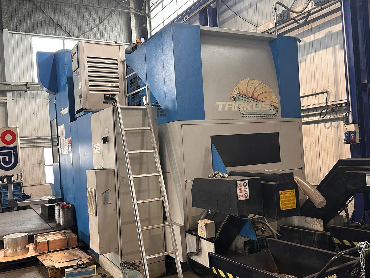 Usato FRESATRICE A PORTALE JOBS 5 assi mod. TARKUS