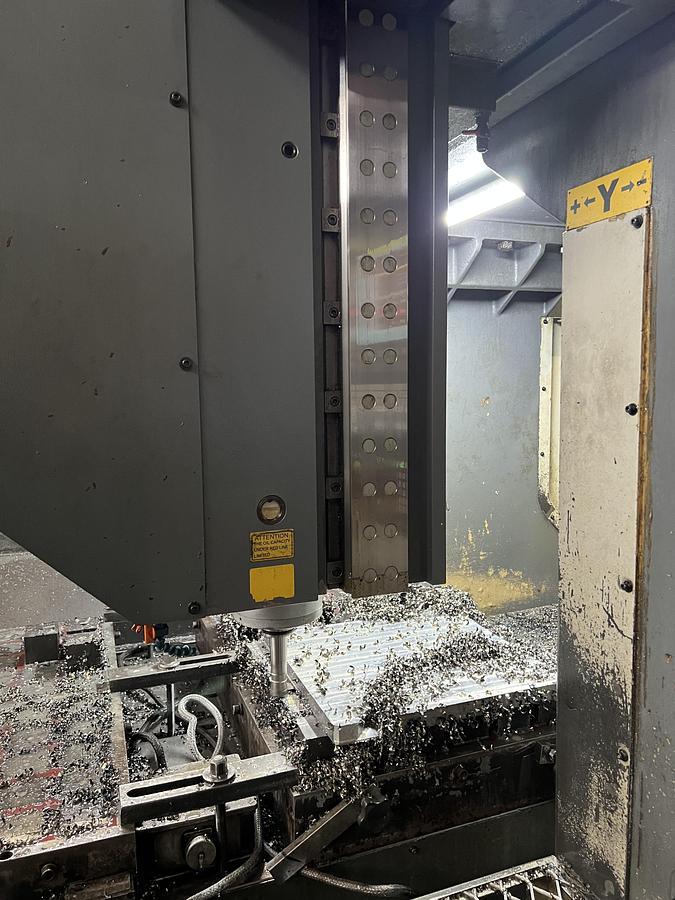 Usato FRESATRICE A PORTALE GUALDONI GDV 400