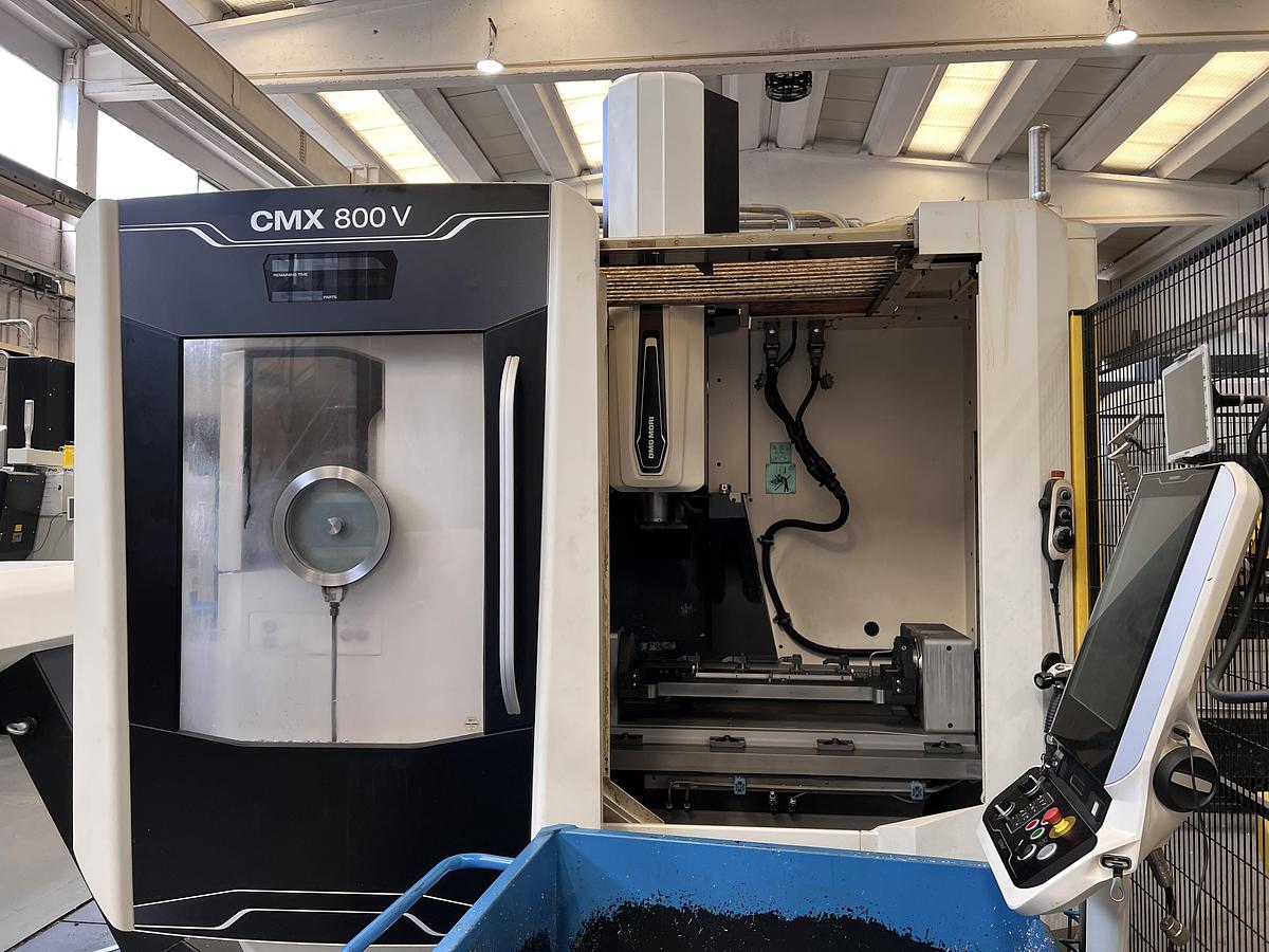 Usato CENTRO DI LAVORO USATO DMG MORI mod. CMX 800 V