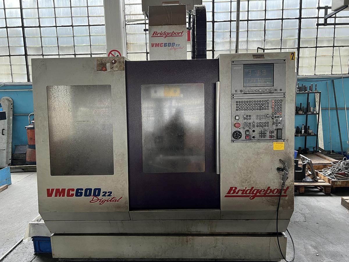 Usato 1999 BRIDGEPORT VMC 600-22 Digital