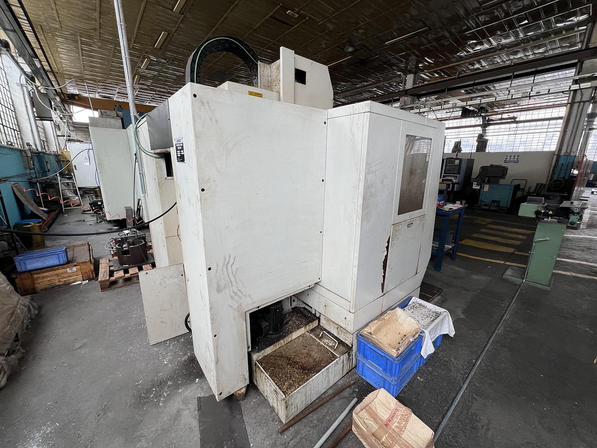 Usato 1999 BRIDGEPORT VMC 600-22 Digital