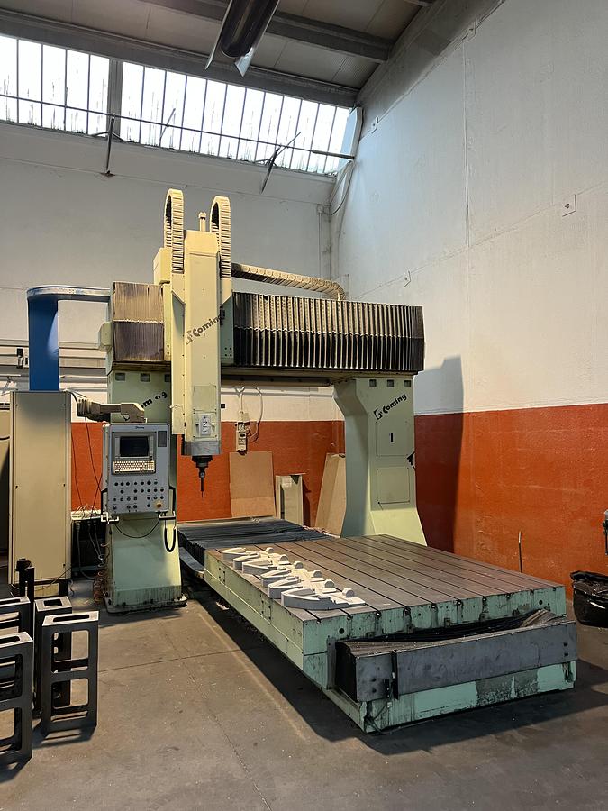 Usato FRESATRICE A PORTALE COMING mod. TM 3/2 HS