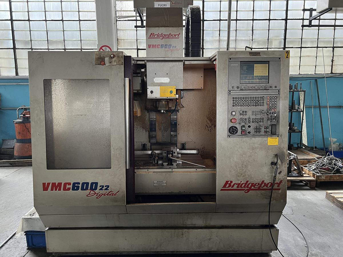 Usato 1999 BRIDGEPORT VMC 600-22 Digital