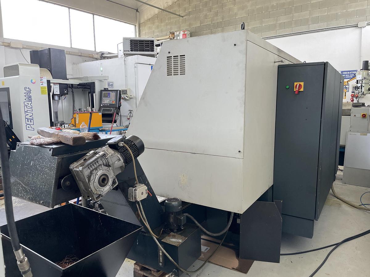 Usato CENTRO DI LAVORO TAI-TECH TV 7-D