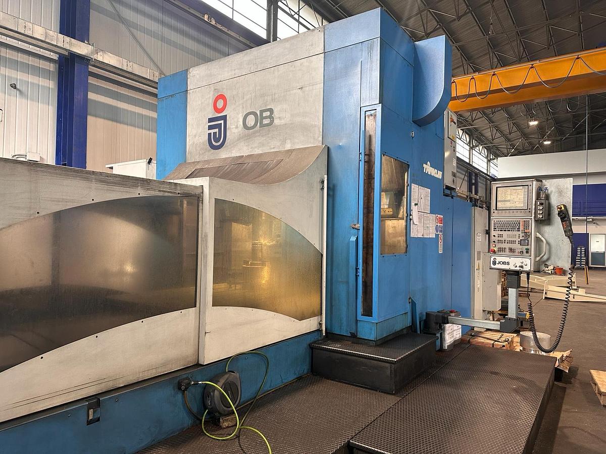 Usato FRESATRICE A PORTALE JOBS 5 assi mod. TARKUS