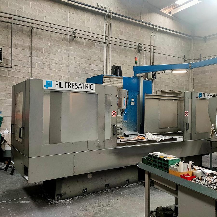 Usato FRESATRICE A BANCO FISSO FIL FS 200 SPEED