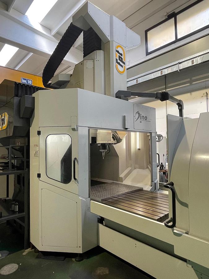 Used Fresatrice usata a 5 assi a portale FPT Dino