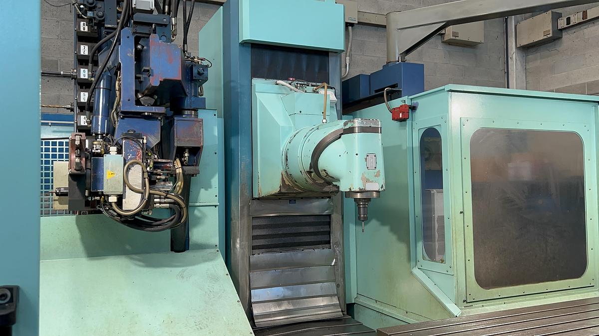 Usato FRESATRICE A BANCO FISSO SACHMAN T 10 HS