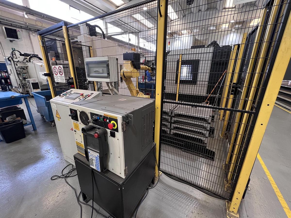 Usato CENTRO DI LAVORO USATO DMG MORI mod. CMX 800 V