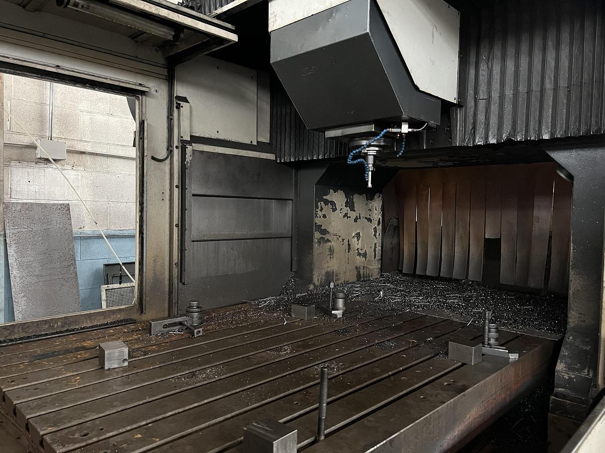 Usato FRESATRICE A PORTALE  KONDIA HM315