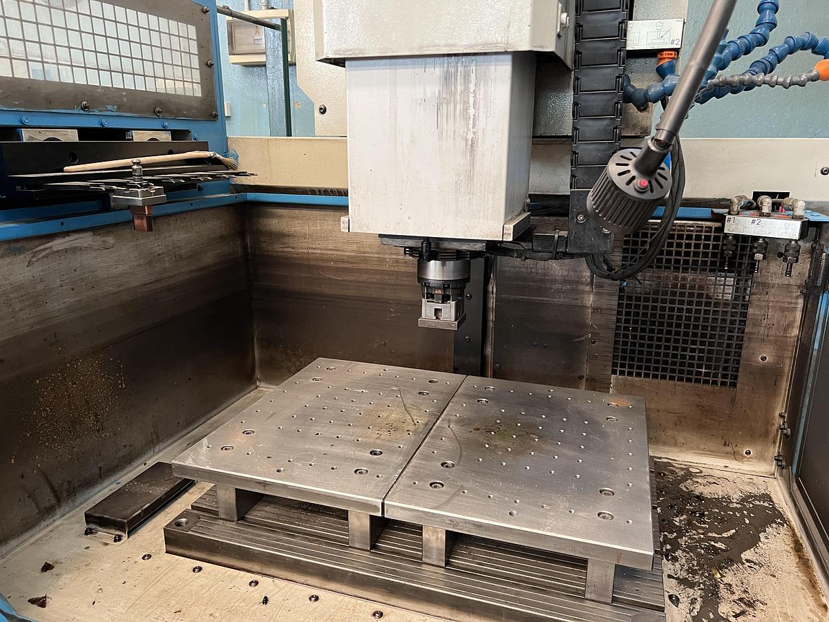 Usato ELETTROEROSIONE A TUFFO CHARMILLES ROBOFORM 54