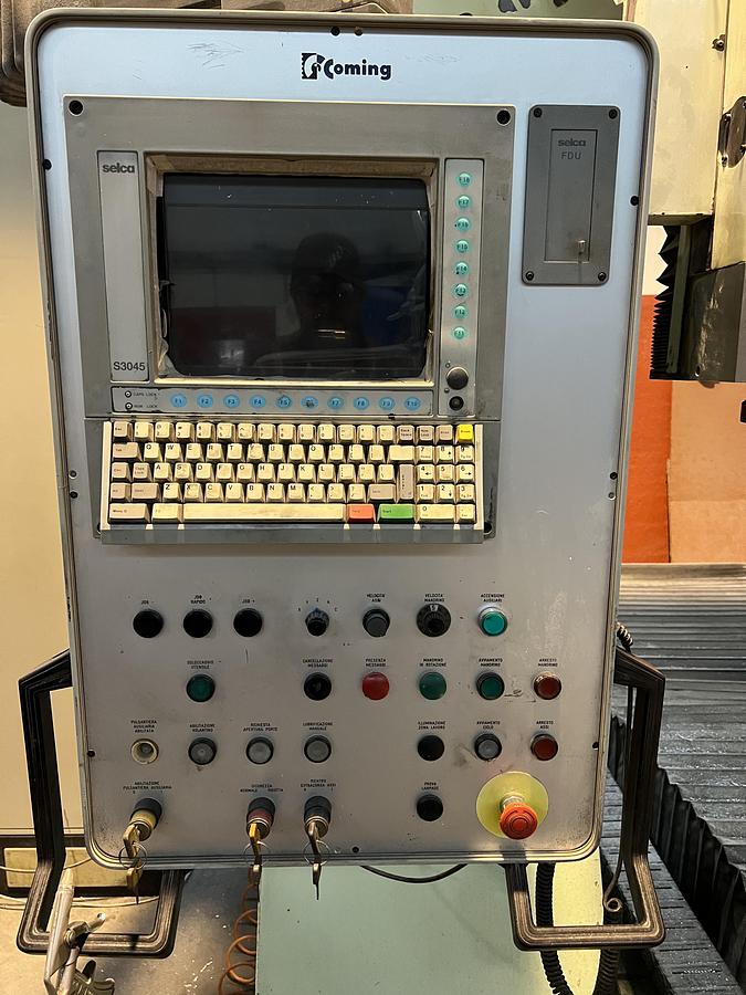 Usato FRESATRICE A PORTALE COMING mod. TM 3/2 HS