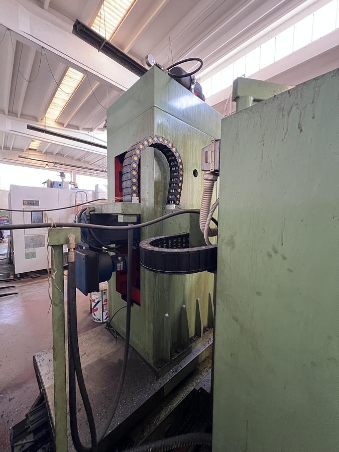 Usato FRESATRICE A BANCO FISSO GOGLIO FX 15