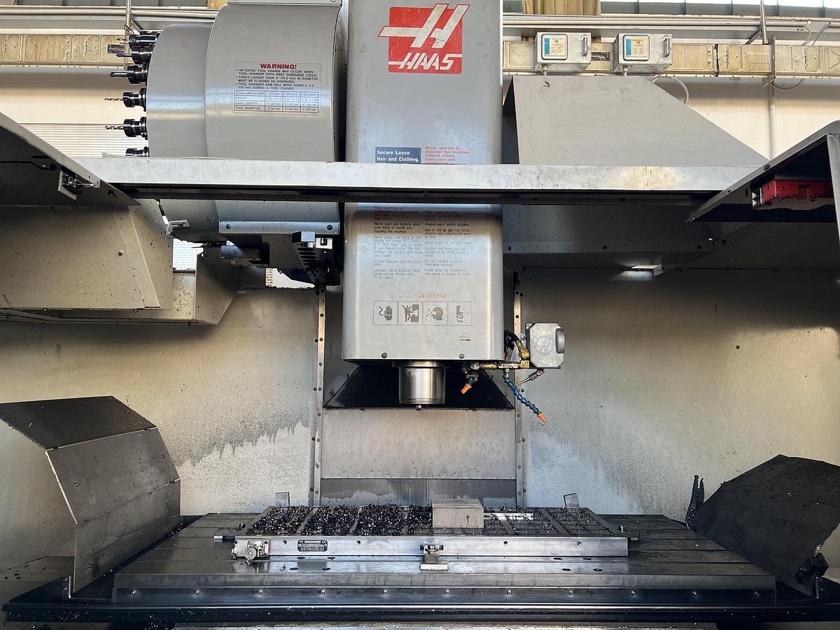 Usato CENTRO DI LAVORO VERTICALE HAAS VF 6B 40HE