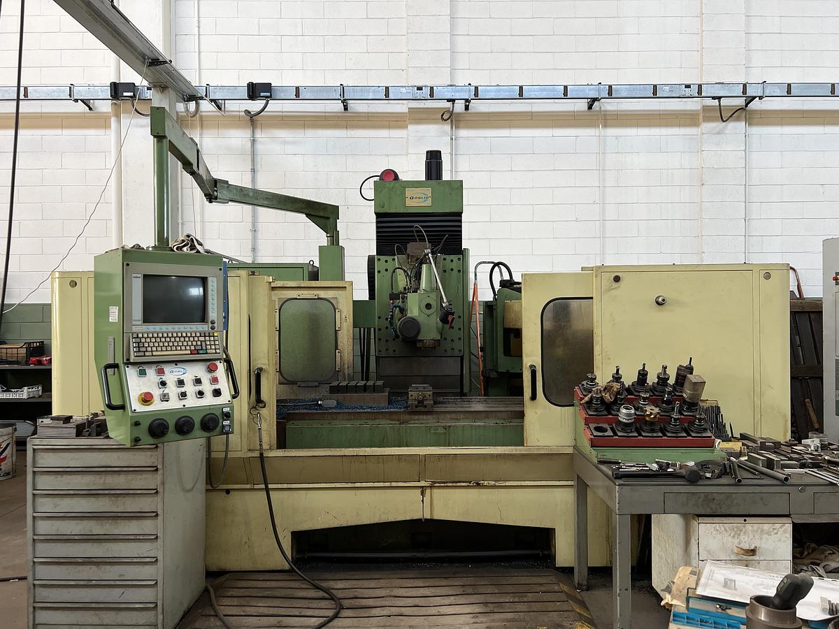 Usato FRESATRICE A BANCO FISSO GOGLIO FX 15