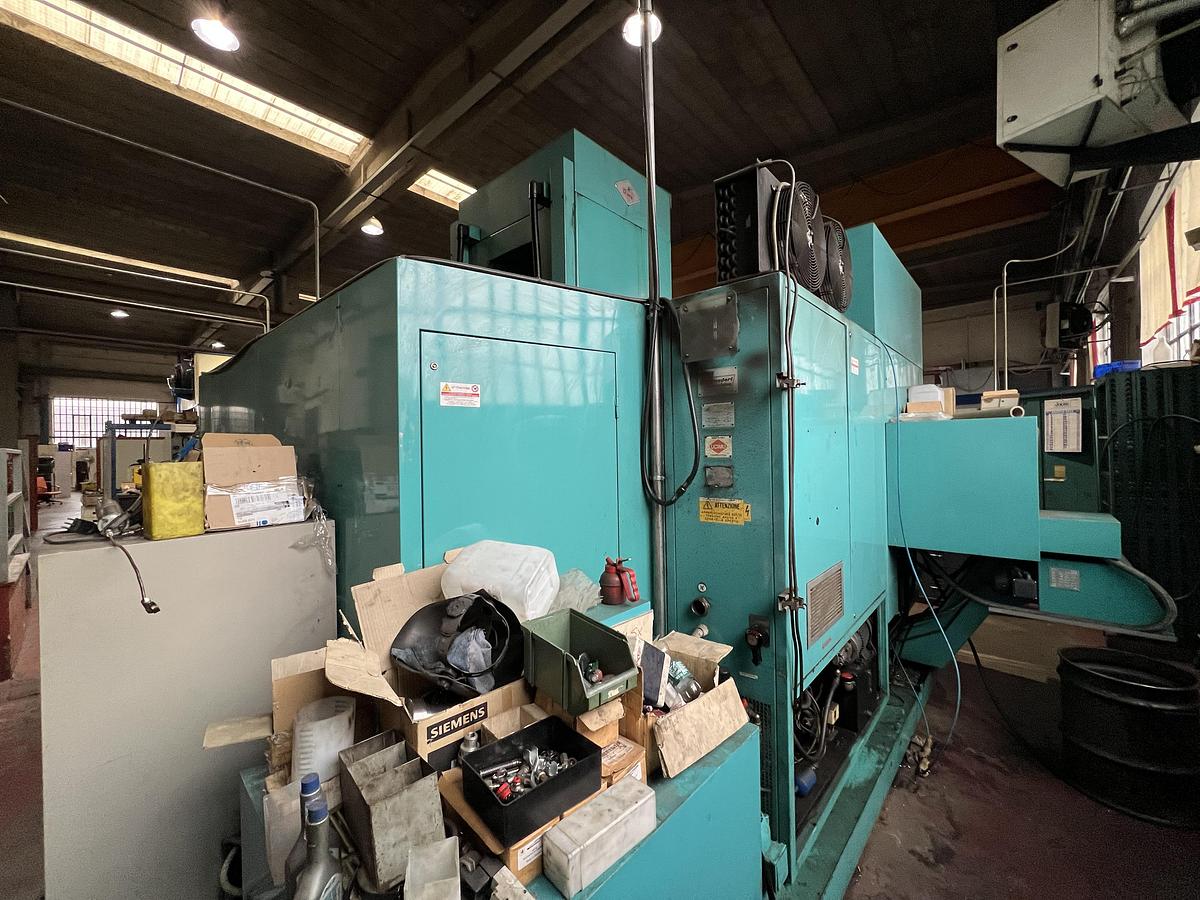 Usato CENTRO DI LAVORO USATO 5 ASSI OMV PARPAS mod. HS-320