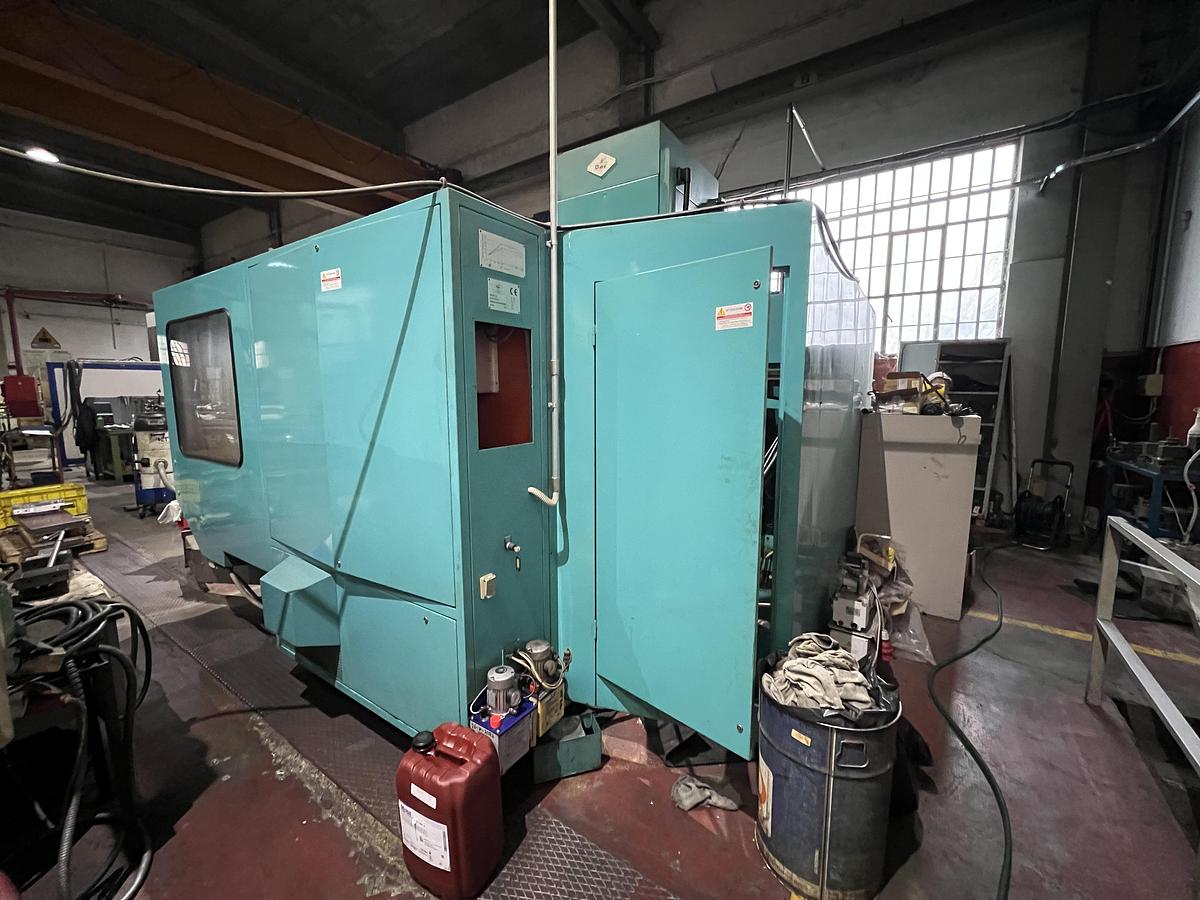 Usato CENTRO DI LAVORO USATO 5 ASSI OMV PARPAS mod. HS-320