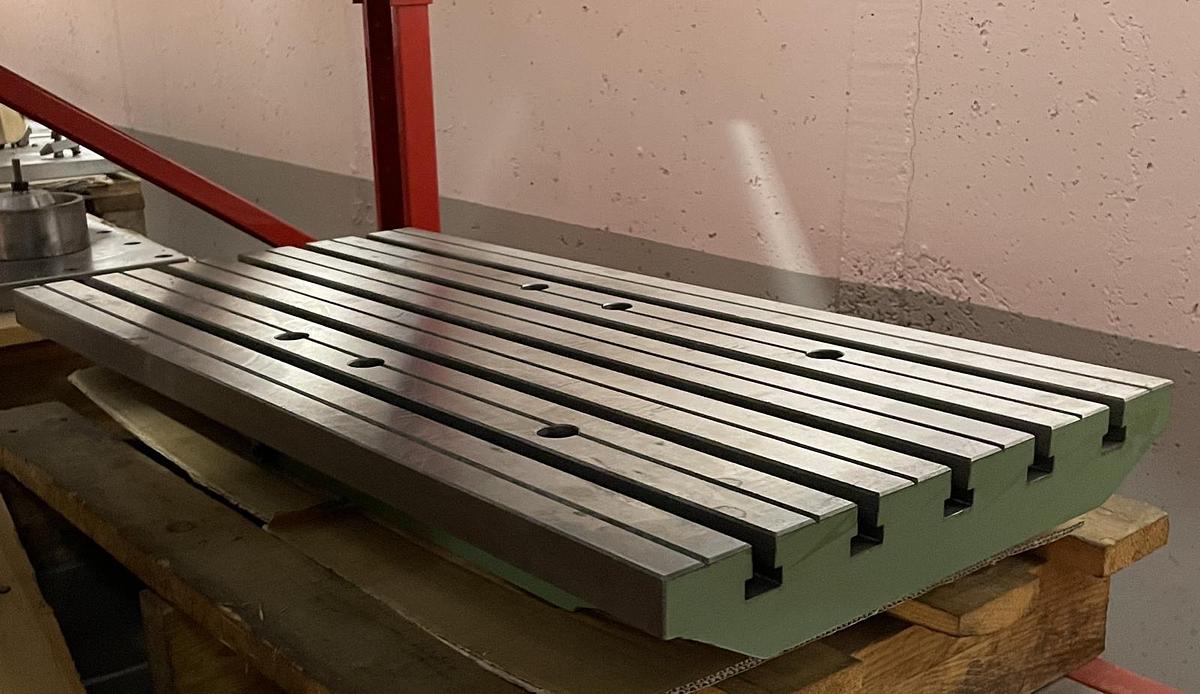 Usato CENTRO DI LAVORO C.B. FERRARI A 15 5 assi 