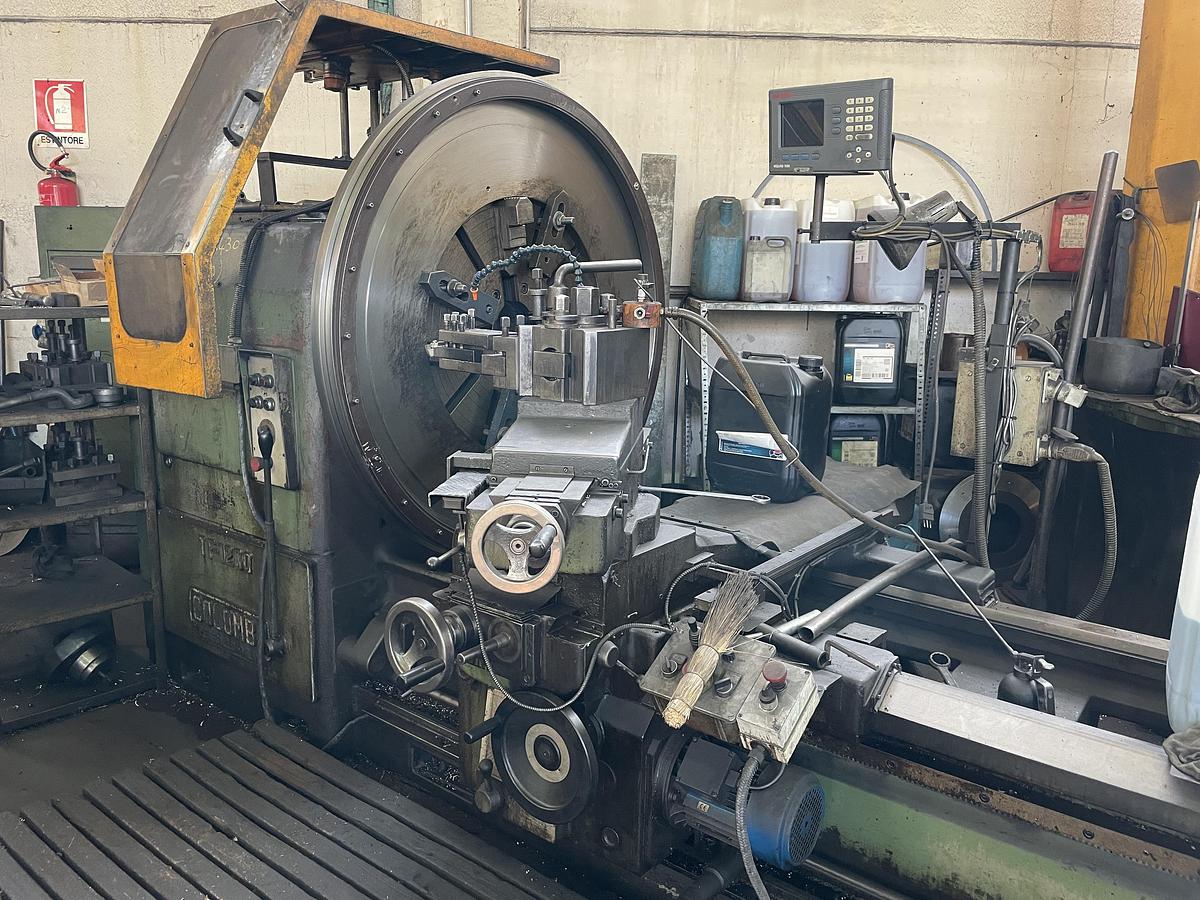 Usato TORNIO FRONTALE TRADIZIONALE COLOMBO TF - 1200