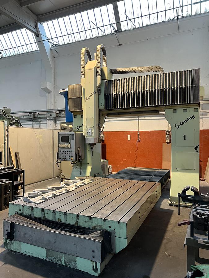 Usato FRESATRICE A PORTALE COMING mod. TM 3/2 HS