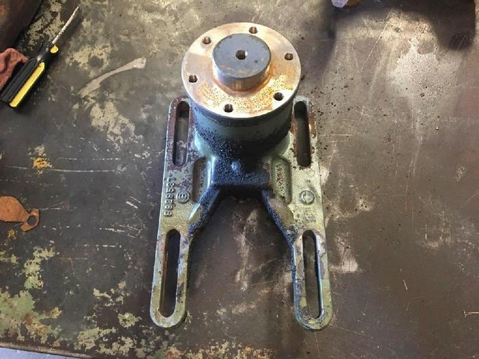 Used DETROIT DIESEL  DIRECT DRIVE FAN HUB/SPINDLE ASSEMBLY S60 8929537