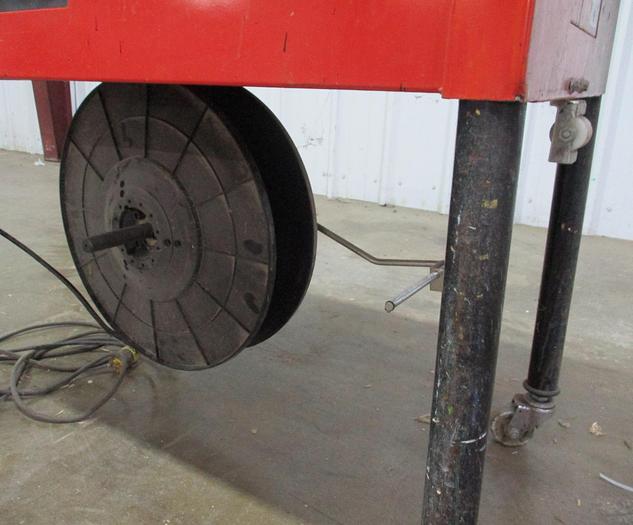 Used SAMUEL P-625 STRAPPING MACHINE