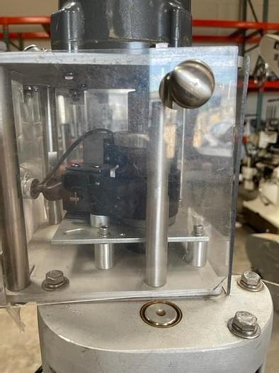 Used Dixie Direct Drive Can Seamer Model 250-900