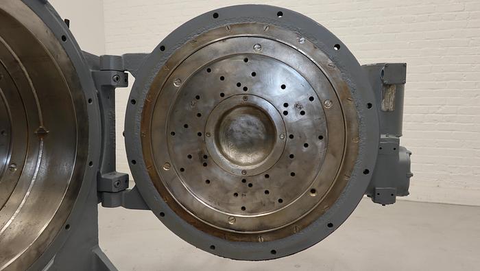 Used Beloit DD4000 Disc Refiner, 20/24", with 24" Rotor #44323