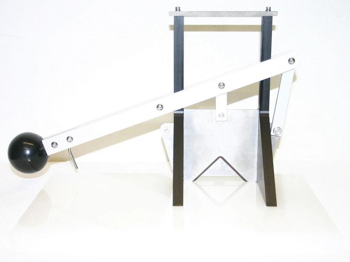 Used ANTRON ENGINEERING SMALL ANIMAL GUILLOTINE