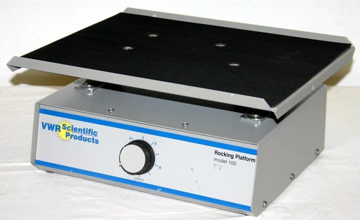 Used VWR VARIABLE SPEED ROCKING PLATFORM, MODEL 100